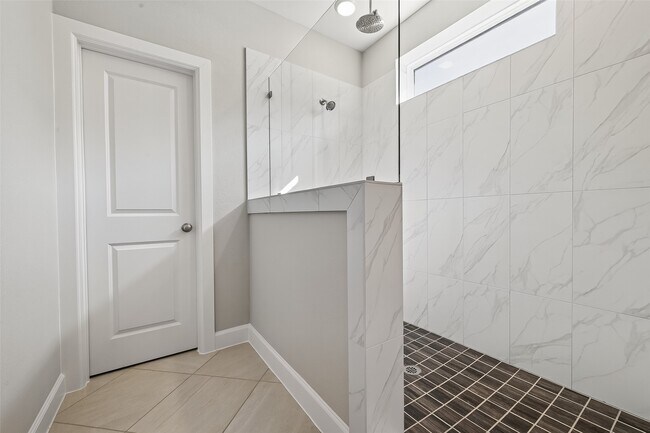 Building Photo - 3358 City Heart Ave