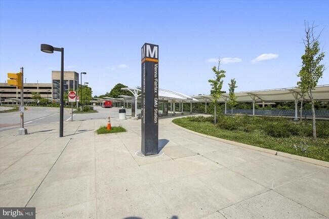 Building Photo - 1918 Contralto Ct