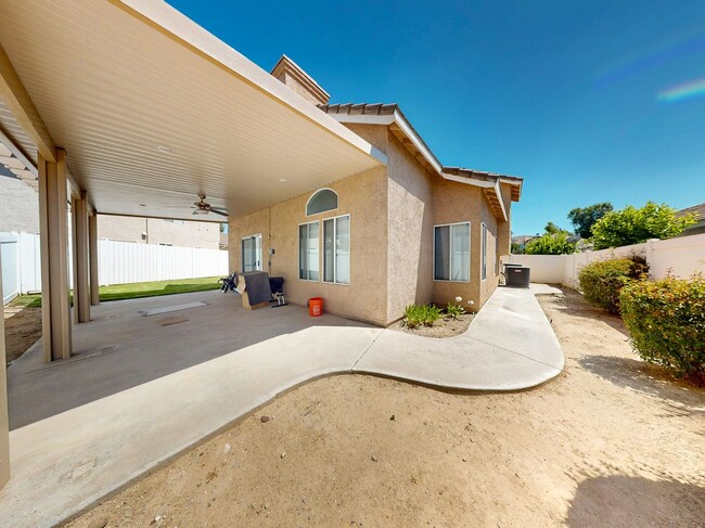 Building Photo - 26140 Workman Pl