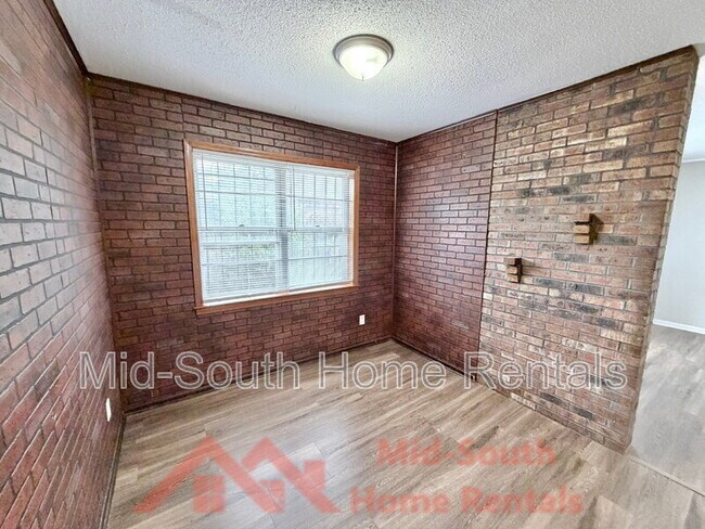 Building Photo - 3984 Acro Cove