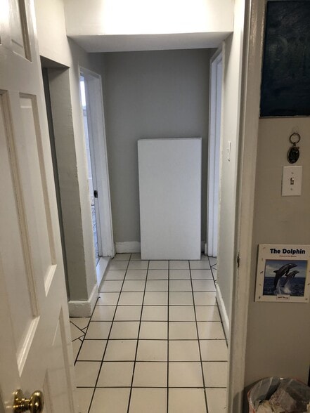 Building Photo - 67 Chiswick Rd