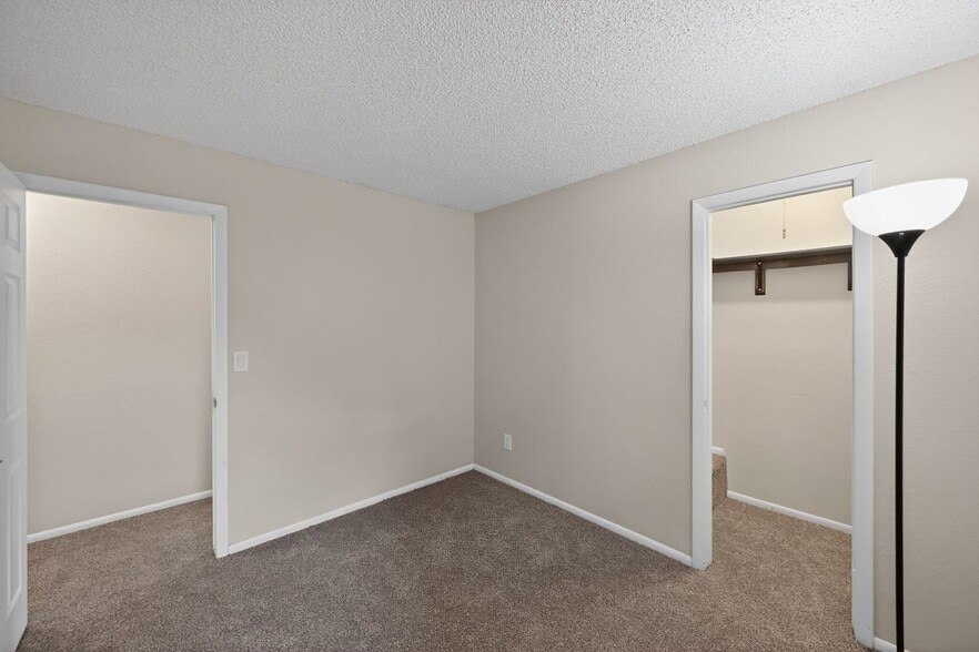 Building Photo - 3766 S Granby Way