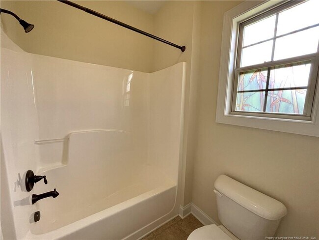 Building Photo - 4033 Hunting Path Dr