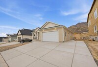 Building Photo - 129 S 940 E