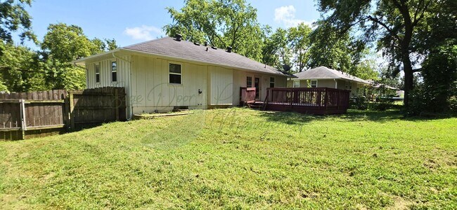 Building Photo - 3908 S Crackerneck Rd