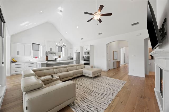 Building Photo - 4411 Silver Spur Dr