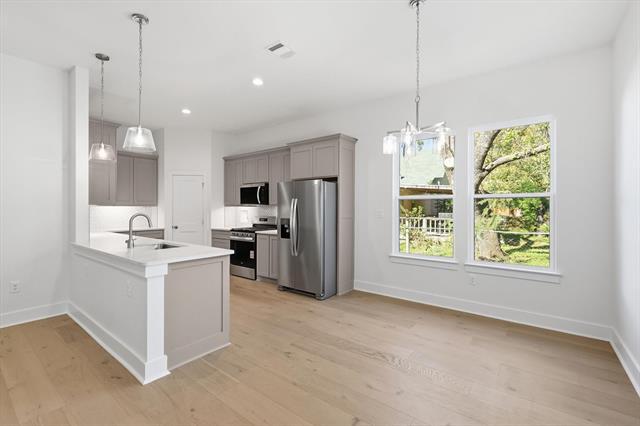 Building Photo - 205 S Atwood St