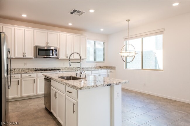 Building Photo - 12412 Ocean Tiller Ave