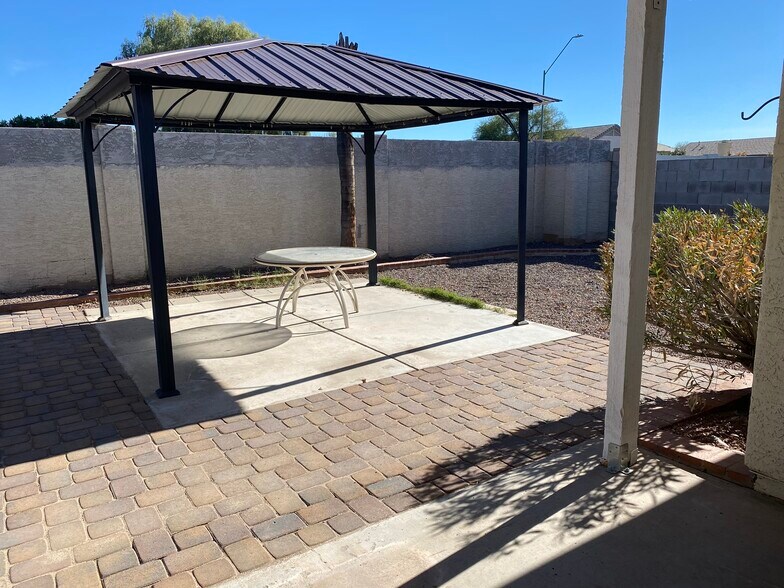 Building Photo - 15641 N 63rd Way