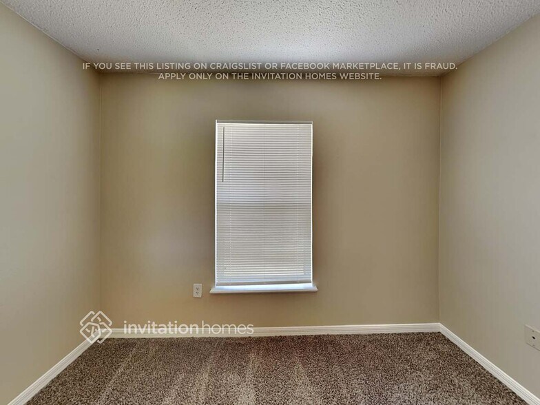 Building Photo - 566 Kilimanjaro Dr