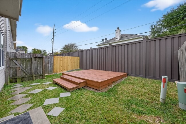 Building Photo - 6127 Morningshire Ln