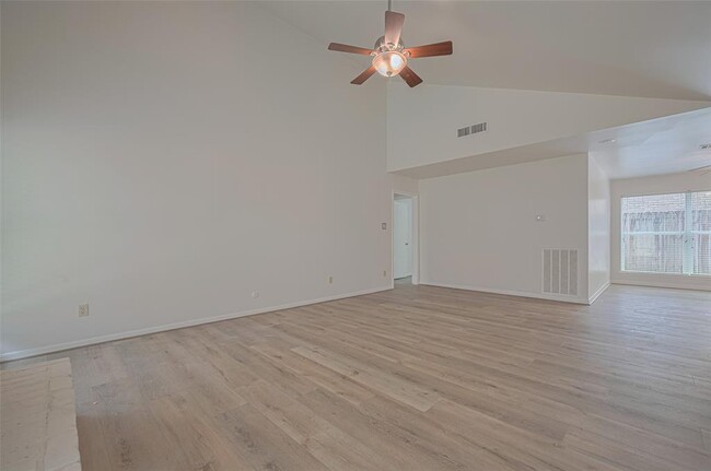 Building Photo - 1038 Red Rock Canyon Dr
