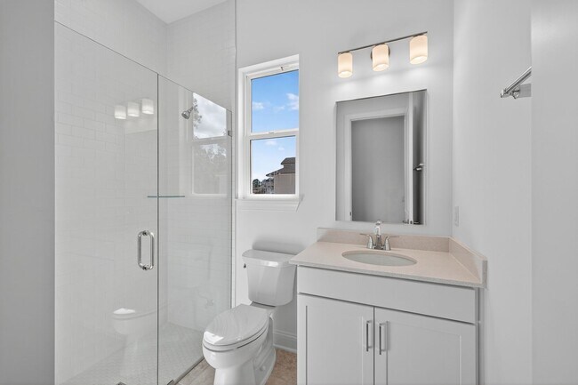 Building Photo - Brand New Home