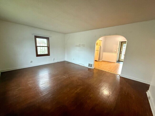 Building Photo - 3 Bed 1 Bath Single Family Home in Wausau