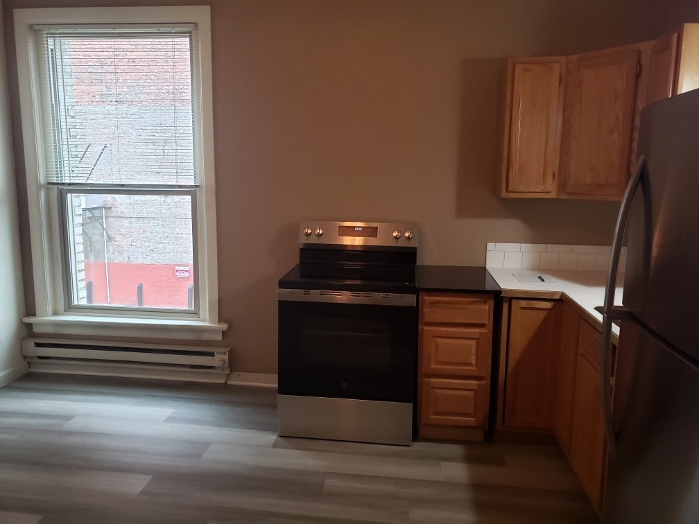 Building Photo - Metro Apartments