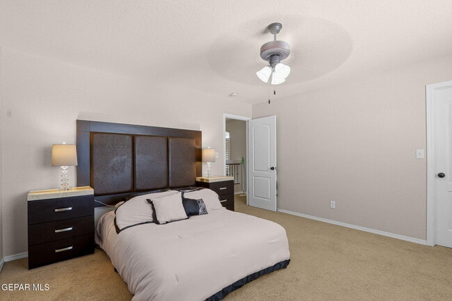 Building Photo - 2057 Shreya St