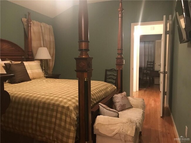 Building Photo - 35 N 41st St