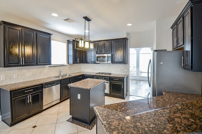 Building Photo - 14203 Marina Bay Ln