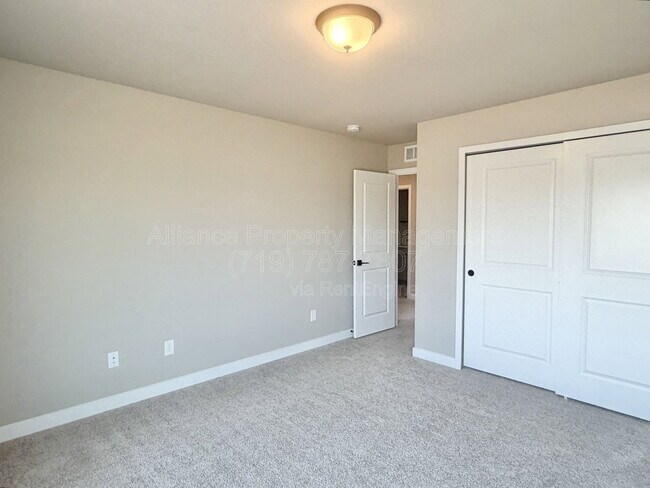 Building Photo - 11120 Anhinga Ct