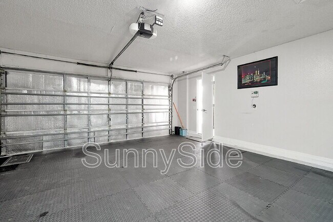 Building Photo - 2431 Marcasite Loop