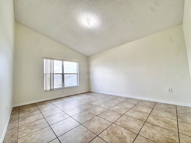 Building Photo - 4521 Declaration Dr