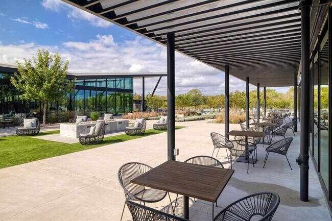 Building Photo - 7607 Eckington St