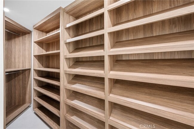 Building Photo - 4620 Encino Ave