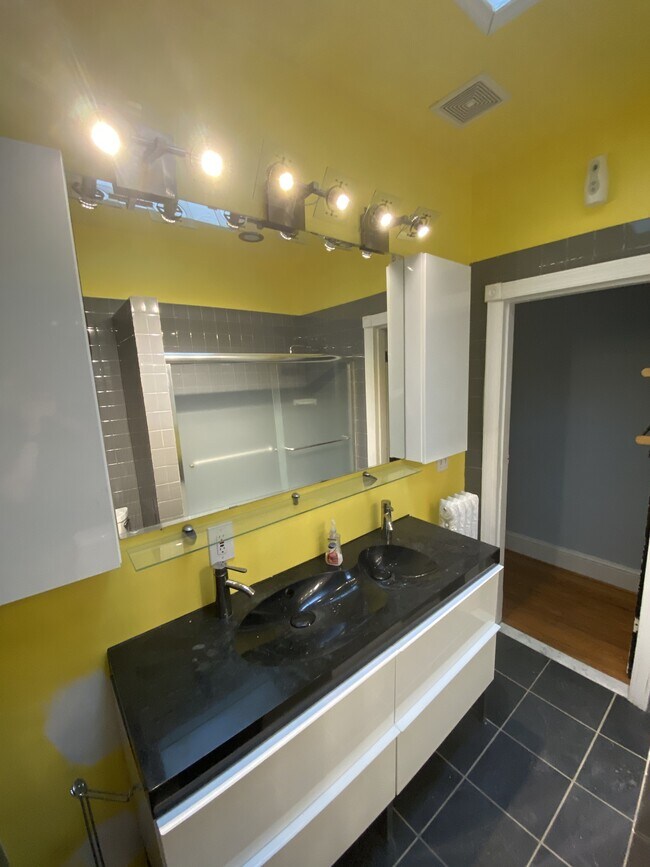 Building Photo - 4016 7th St NW