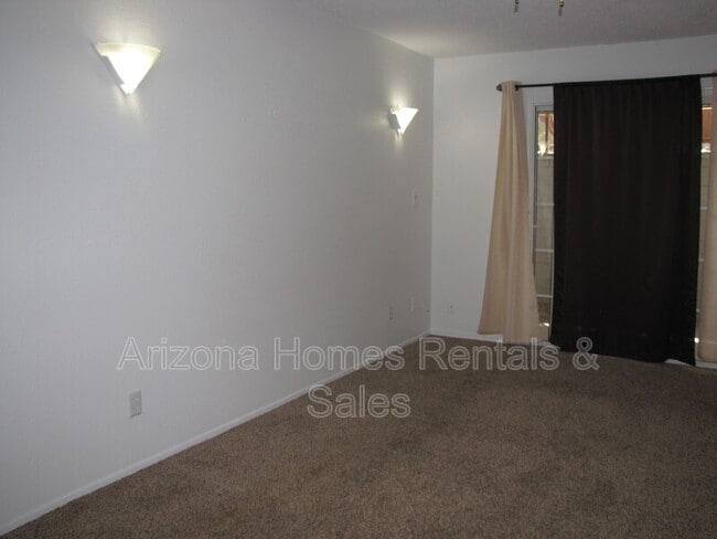 Building Photo - 2753 W Anklam Rd
