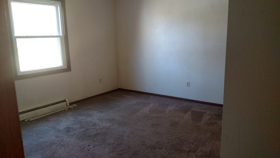 Building Photo - 403 Stratford Way