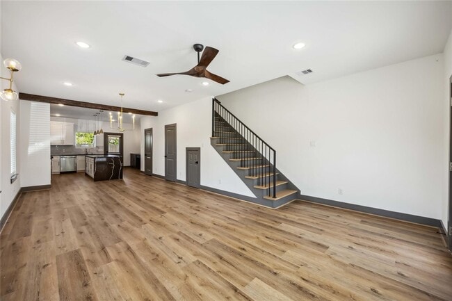 Building Photo - 5620 Shreveport Blvd
