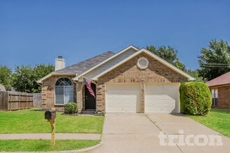 Building Photo - 2329 Belton Dr