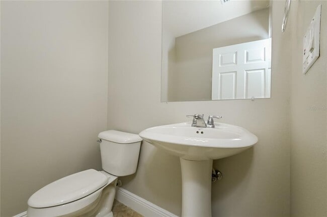 Building Photo - 10255 Newminster Loop