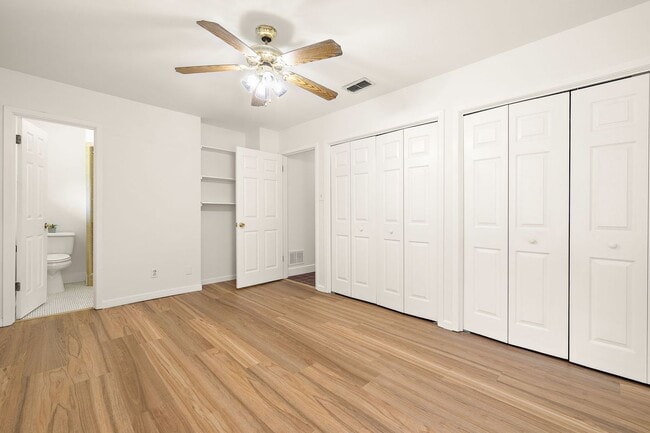 Building Photo - 403 Flournoy Dr