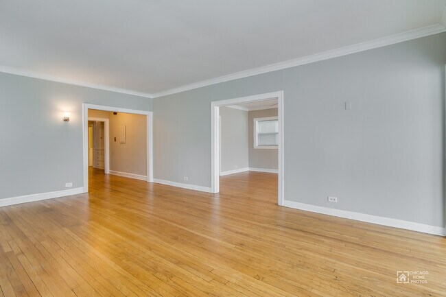 Building Photo - 920 Judson Ave