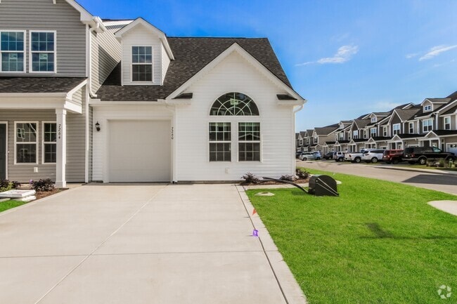 Building Photo - 7260 Bellacroft Dr