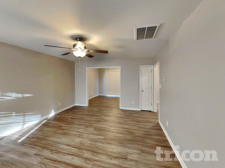 Building Photo - 1134 Maria Christina Ln
