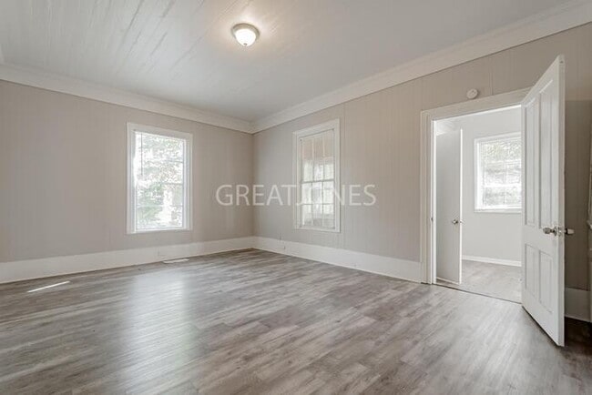 Building Photo - 218 N Lee St