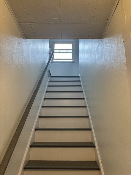 Building Photo - 432 Fountain Ave