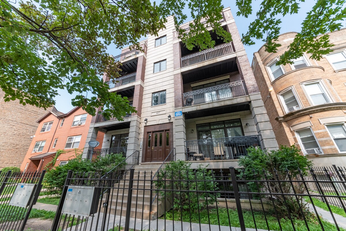Building Photo - 6217 S Kimbark Ave