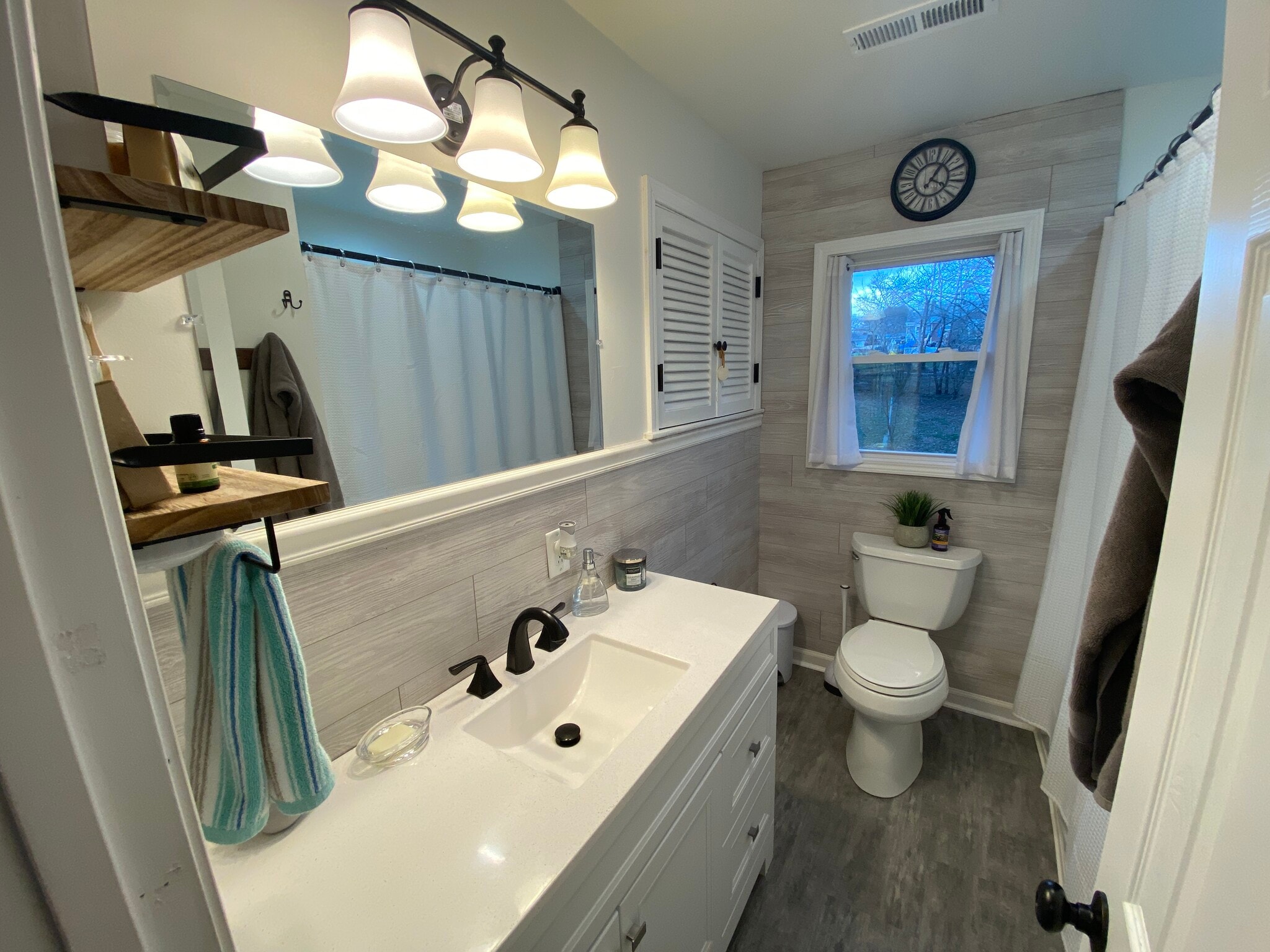 Building Photo - 1116 Sheffield Dr