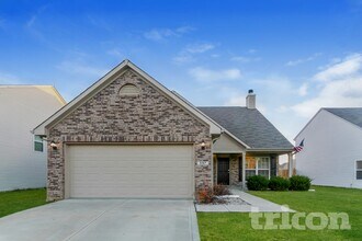Building Photo - 597 Grassy Bend Dr