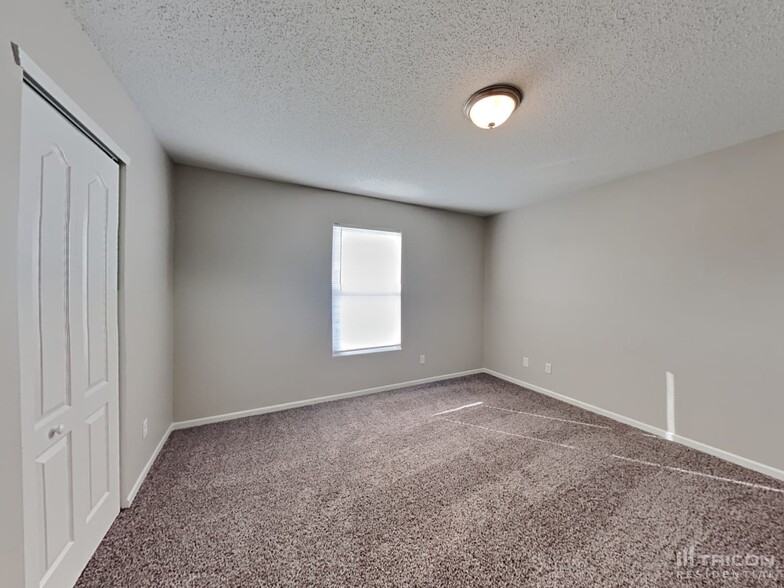 Building Photo - 6238 Monteo Ln
