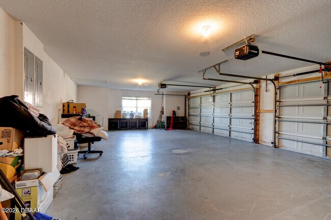 Building Photo - 6101 Sanctuary Garden Blvd