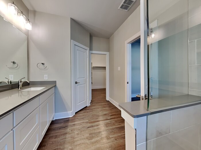 Building Photo - 1419 Marvin Gardens