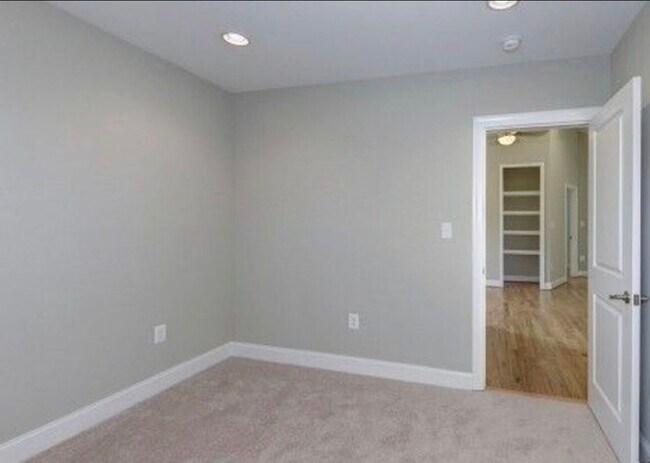 Upper level Guess Bedroom # 2 - 5108 Bass Pl SE