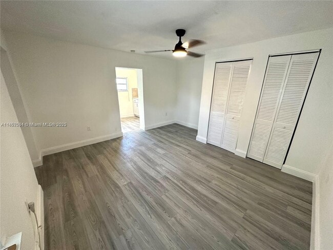 Building Photo - 341 NW 61st Ave