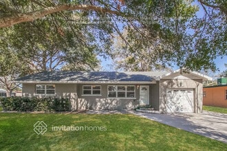 Building Photo - 5620 2nd Ave Dr W