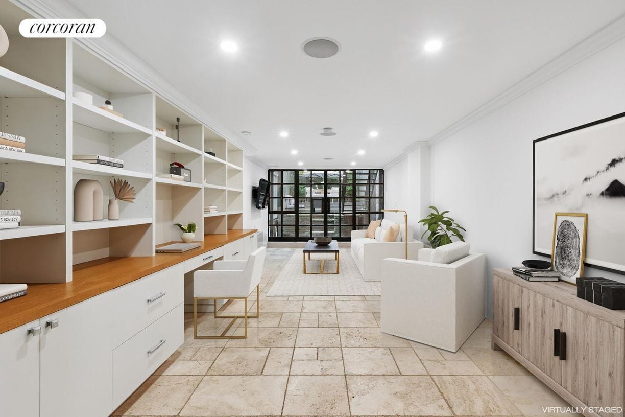 Building Photo - 320 E 55th St