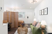 Interior Photo - The Vintage